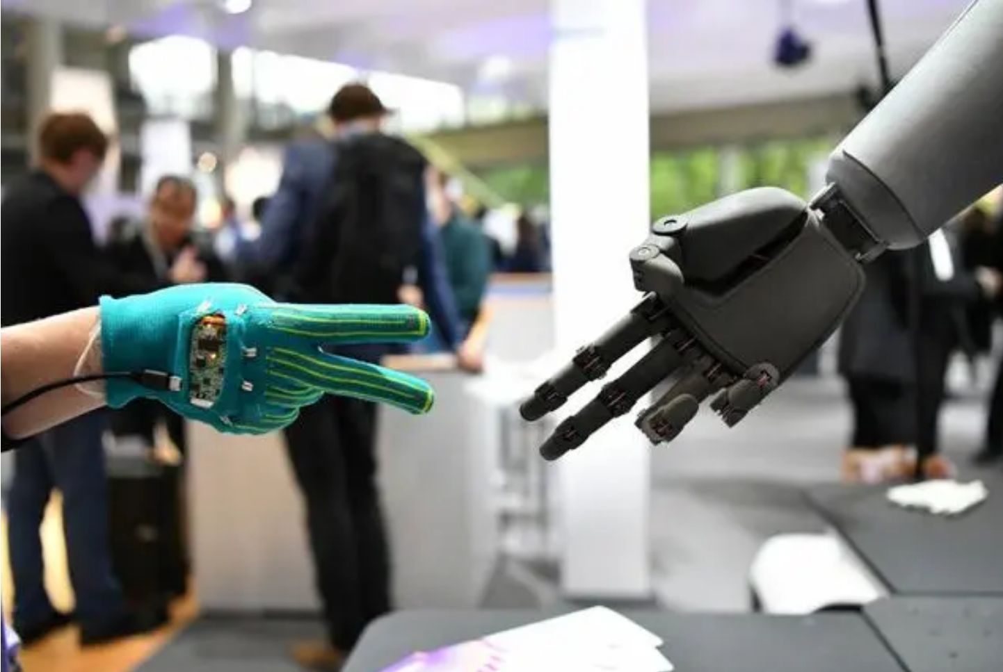 Robots Provide Various Personalized Services