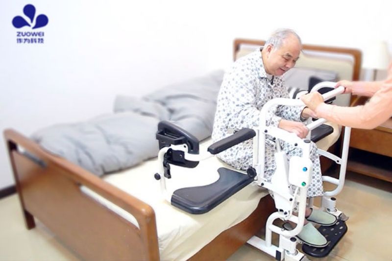 https://www.zuoweicare.com/electric-lift-transfer-chair-zuowei-zw388d-from-bed-to-sofa-product/